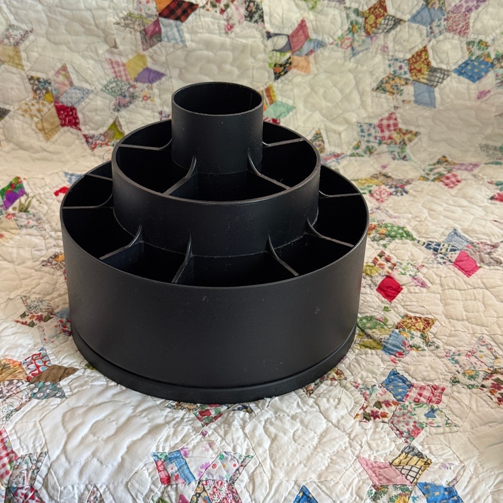 Pampered Chef Black Rotating Tool Turn About Desk Organizer 9 Compartment Caddy